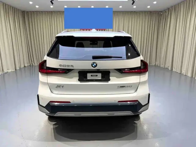 BMW X1 — Фото автомобиля 5