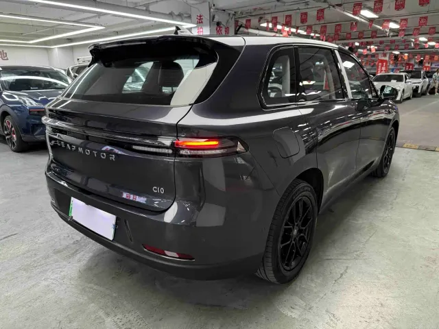 Leapmotor C10 — Фото автомобиля 9