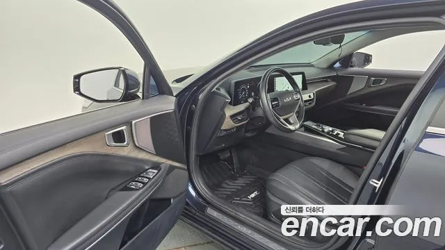 Kia K8 Hybrid — Фото автомобиля 15