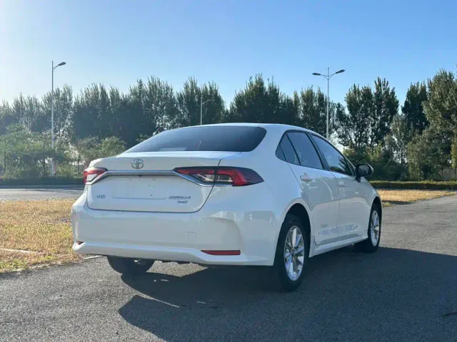 Toyota Corolla — Фото автомобиля 4