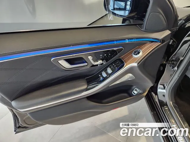Mercedes-Benz S-Class — Фото автомобиля 19