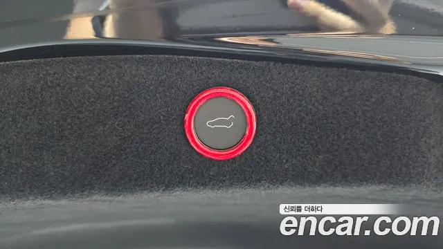 Tesla Model 3 — Фото автомобиля 25