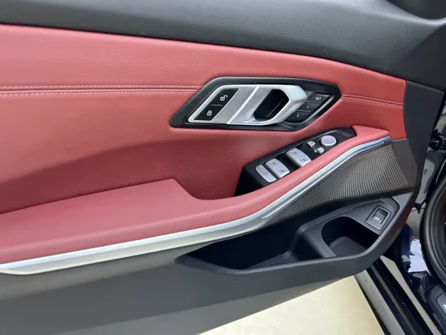 BMW 3 Series — Фото автомобиля 10