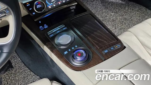 Genesis G80 Electrified G80 (RG3) — Фото автомобиля 8