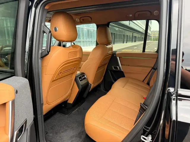 iCAR V27 — Фото автомобиля 12