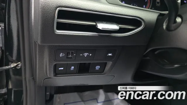 Hyundai Sonata Sonata (DN8) 2.0 LPG(Для проката) — Фото автомобиля 14