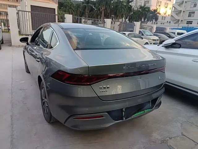 BYD Qin PLUS — Фото автомобиля 4