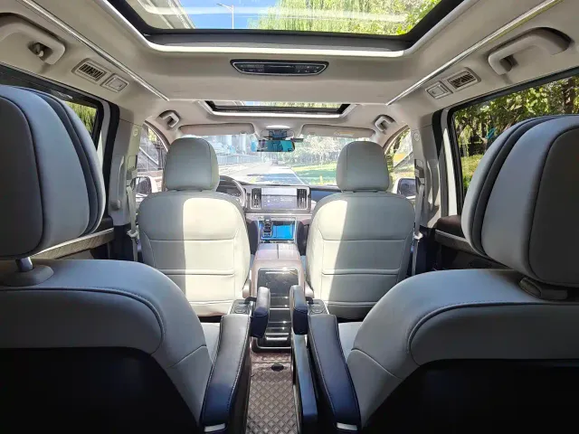 GAC Trumpchi M8 — Фото автомобиля 18