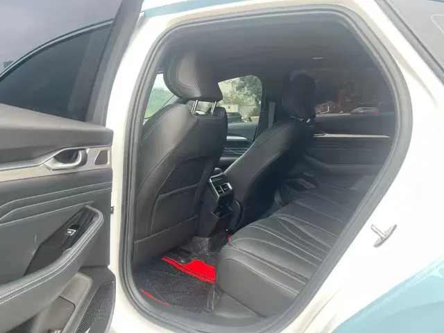 Geely Xingrui — Фото автомобиля 7