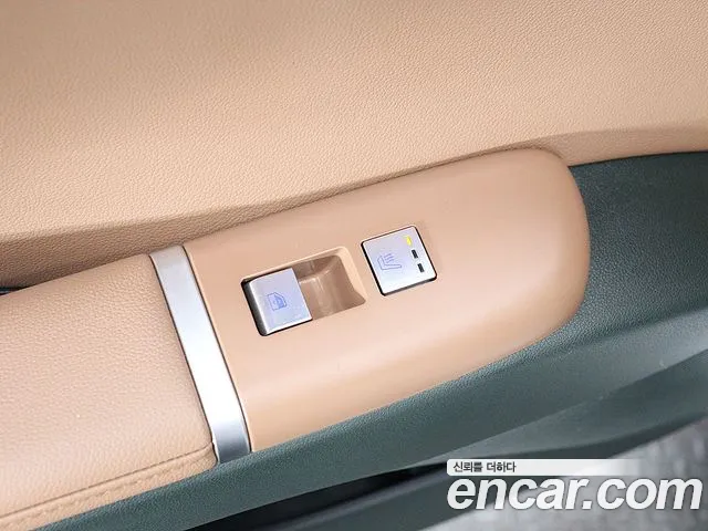 Hyundai Grandeur GN7 — Фото автомобиля 13