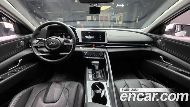 Hyundai Avante — Фото автомобиля 10