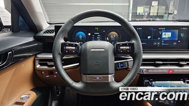 Hyundai Grandeur Grandeur (GN7) 2.5 Бензин 2WD — Фото автомобиля 14