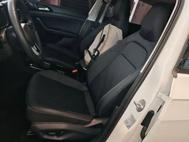 Volkswagen Tharu — Фото автомобиля 14