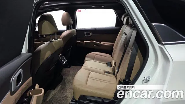 Kia Sorento — Фото автомобиля 12