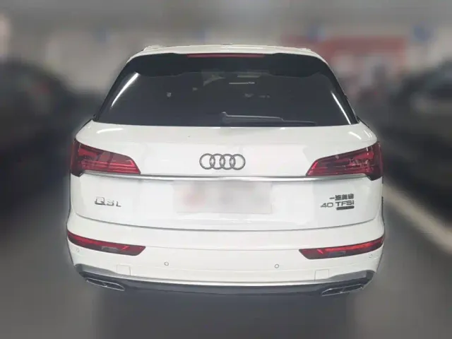 Audi Q5L — Фото автомобиля 9