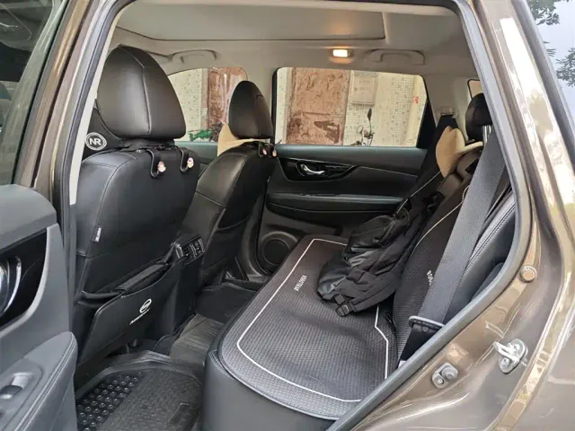 Nissan X-Trail — Фото автомобиля 5