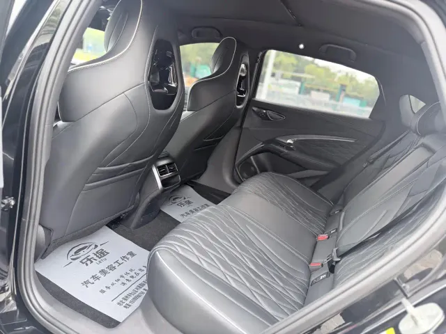 BYD Seal — Фото автомобиля 9