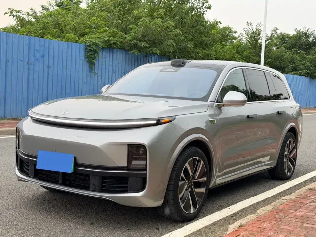 Фотография автомобиля — Li Auto L9