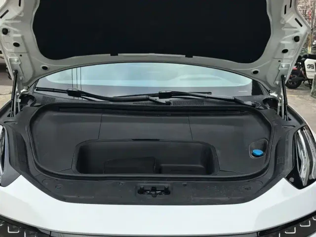 Zeekr 001 — Фото автомобиля 13