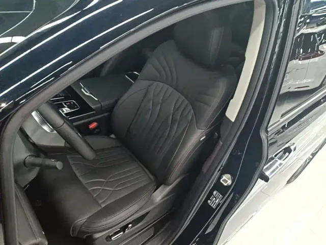 GAC Trumpchi M8 — Фото автомобиля 14