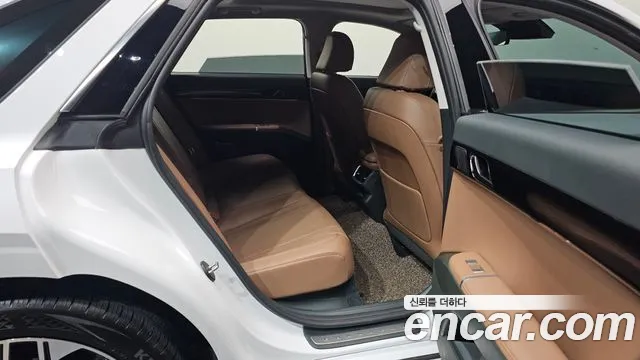 Hyundai Grandeur GN7 — Фото автомобиля 17