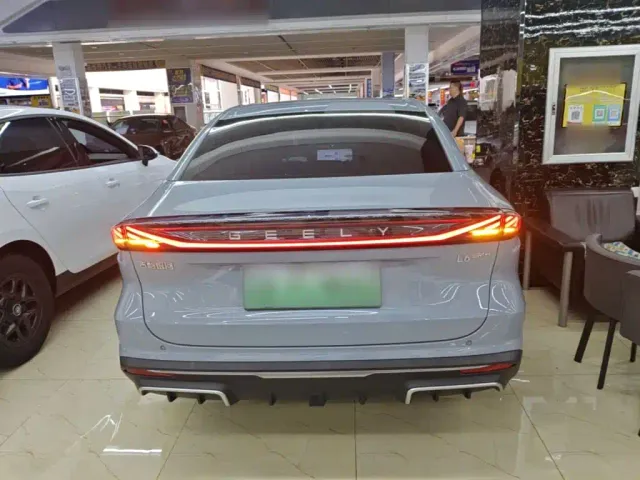 Geely Galaxy L6 — Фото автомобиля 5