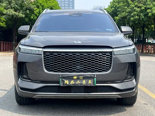 Li Auto ONE — Фото автомобиля 2