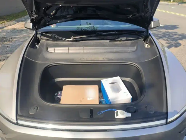 Tesla Model Y — Фото автомобиля 16