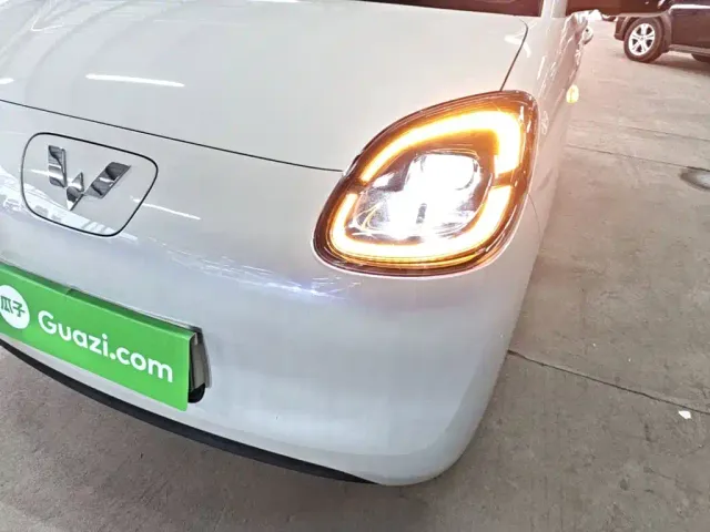 Wuling Hongguang Mini EV — Фото автомобиля 23