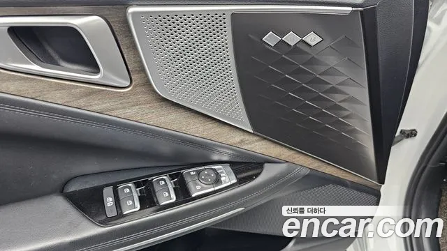 Kia K8 — Фото автомобиля 26