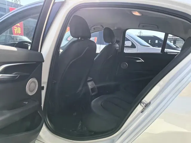BMW 1 Series — Фото автомобиля 6