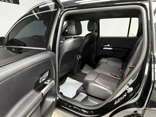 Mercedes-Benz GLB-Class — Фото автомобиля 12