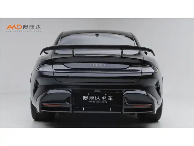 Xiaomi SU7 Ultra — Фото автомобиля 4