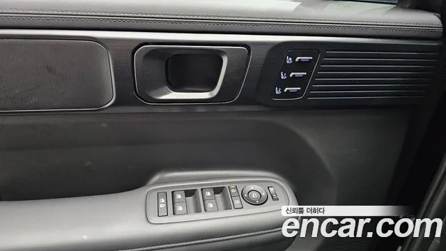 Hyundai Santa Fe MX5 — Фото автомобиля 14