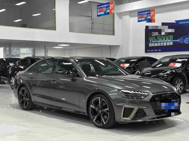 Audi A4L — Фото автомобиля 3