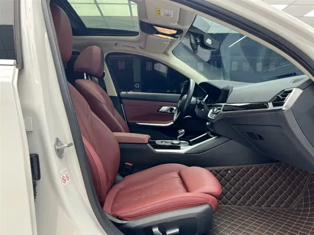 BMW 3 Series — Фото автомобиля 17