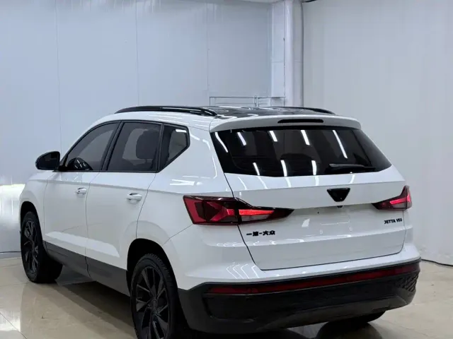Jetta VS5 — Фото автомобиля 6