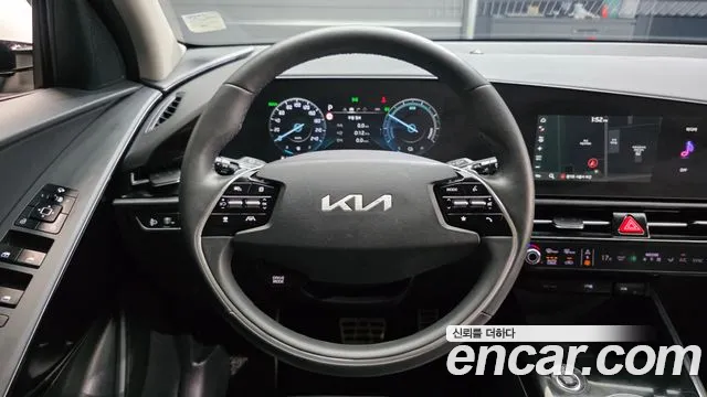Kia Niro The All New — Фото автомобиля 18