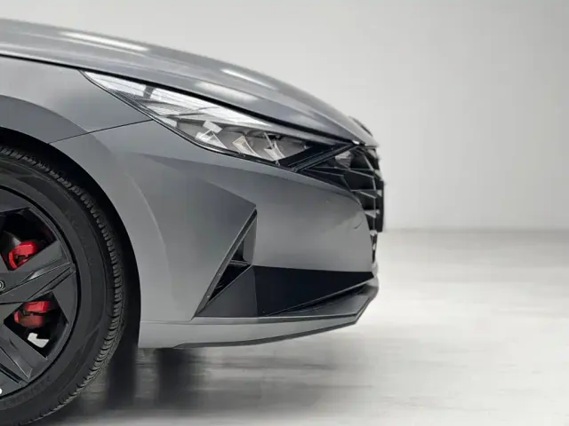 Hyundai Elantra — Фото автомобиля 5
