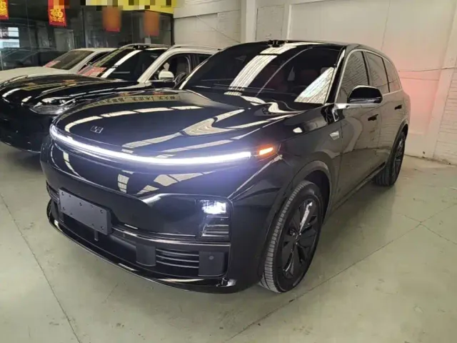 Фотография автомобиля — Li Auto L7