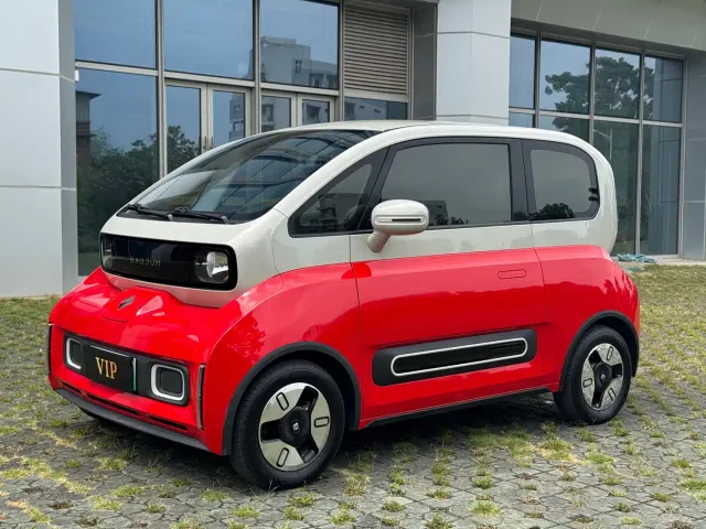 Фотография автомобиля — Baojun KiWi EV