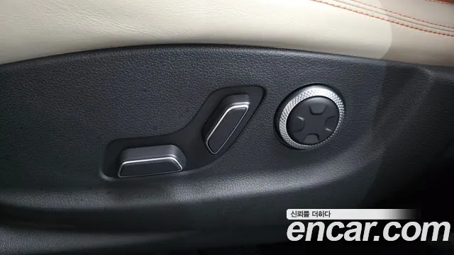 Genesis GV70 2.5T Бензин AWD — Фото автомобиля 27
