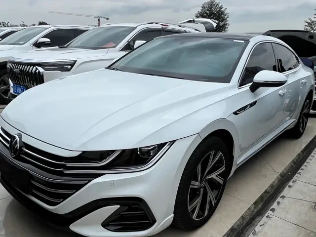Volkswagen CC — Фото автомобиля 2