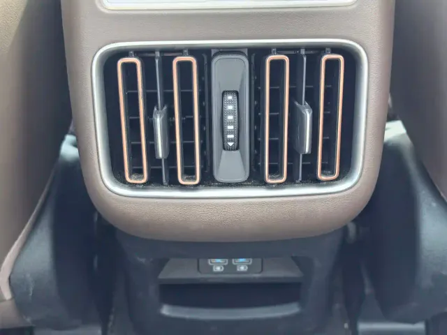 BYD Song Pro — Фото автомобиля 18