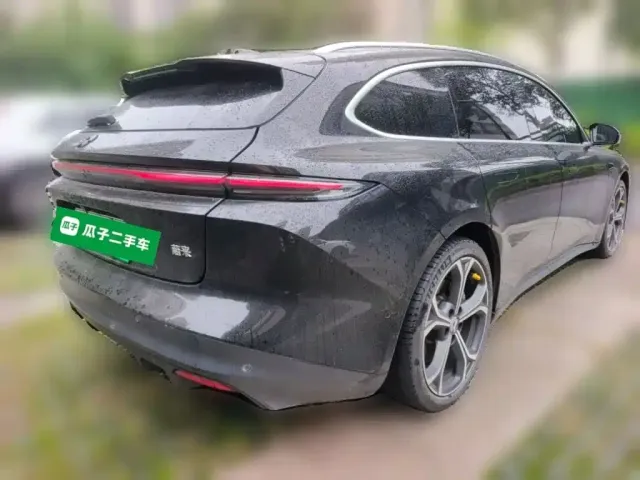 Nio ET5 Touring — Фото автомобиля 4