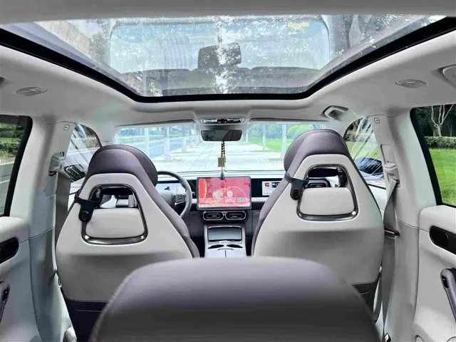 Leapmotor C11 — Фото автомобиля 6