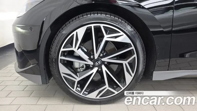 Hyundai Ioniq 6 — Фото автомобиля 5