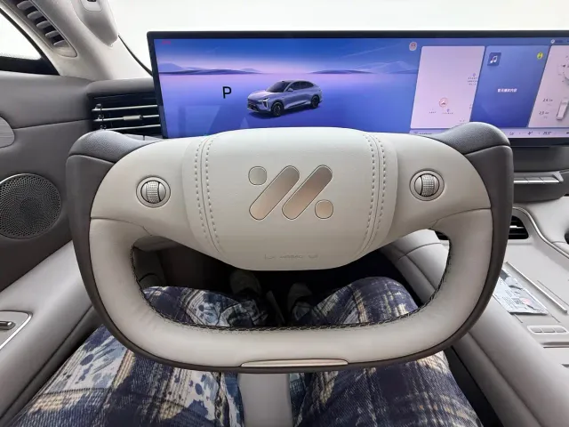 IM Motors LS6 — Фото автомобиля 6