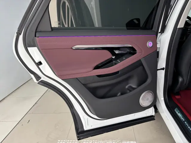 Land Rover Range Rover Evoque — Фото автомобиля 19