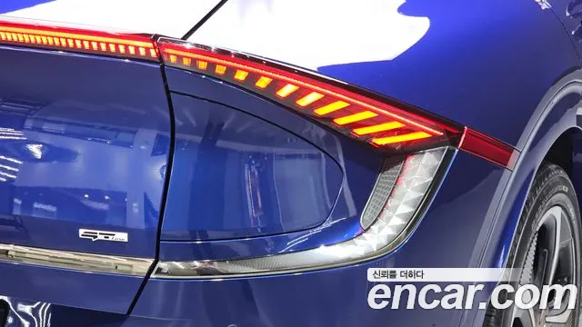 Kia EV6 — Фото автомобиля 8